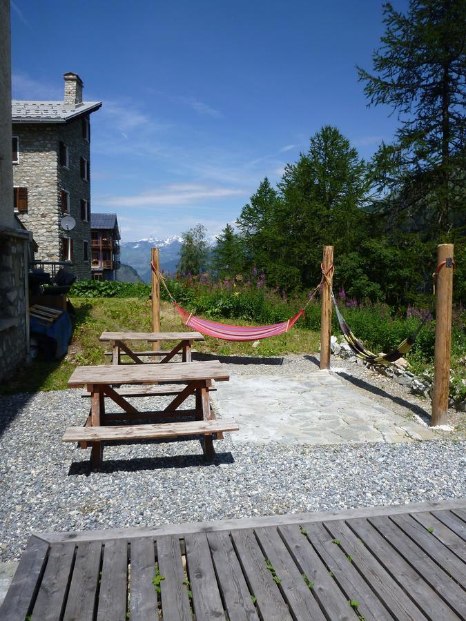 Chalet Les Melezes Bed & Breakfast Tignes Exterior photo