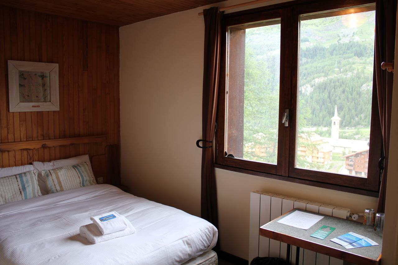 Chalet Les Melezes Bed & Breakfast Tignes Exterior photo